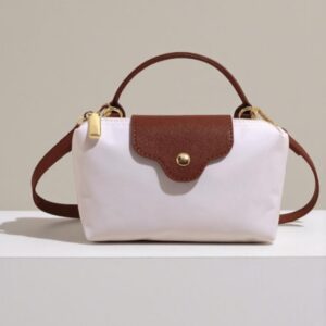 Esta cartera es el complemento perfecto para cualquier look.