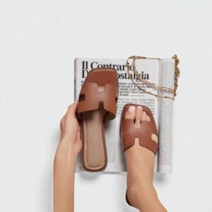 Sandalias planas cafe