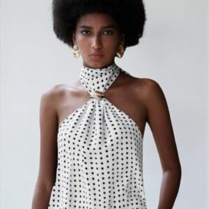 Blusa cuello alto sin mangas