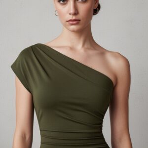 Blusa verde con hombro descubierto