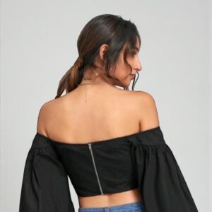 Crop Top Strapless con manga larga