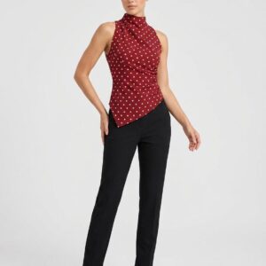 Blusa roja de cuello alto