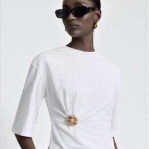 Blusa Blanca Detalle Dorado