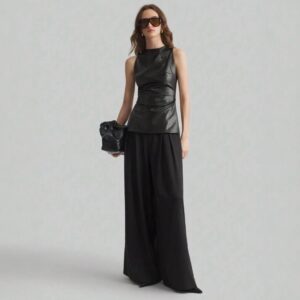 Blusa Negra Cuerina