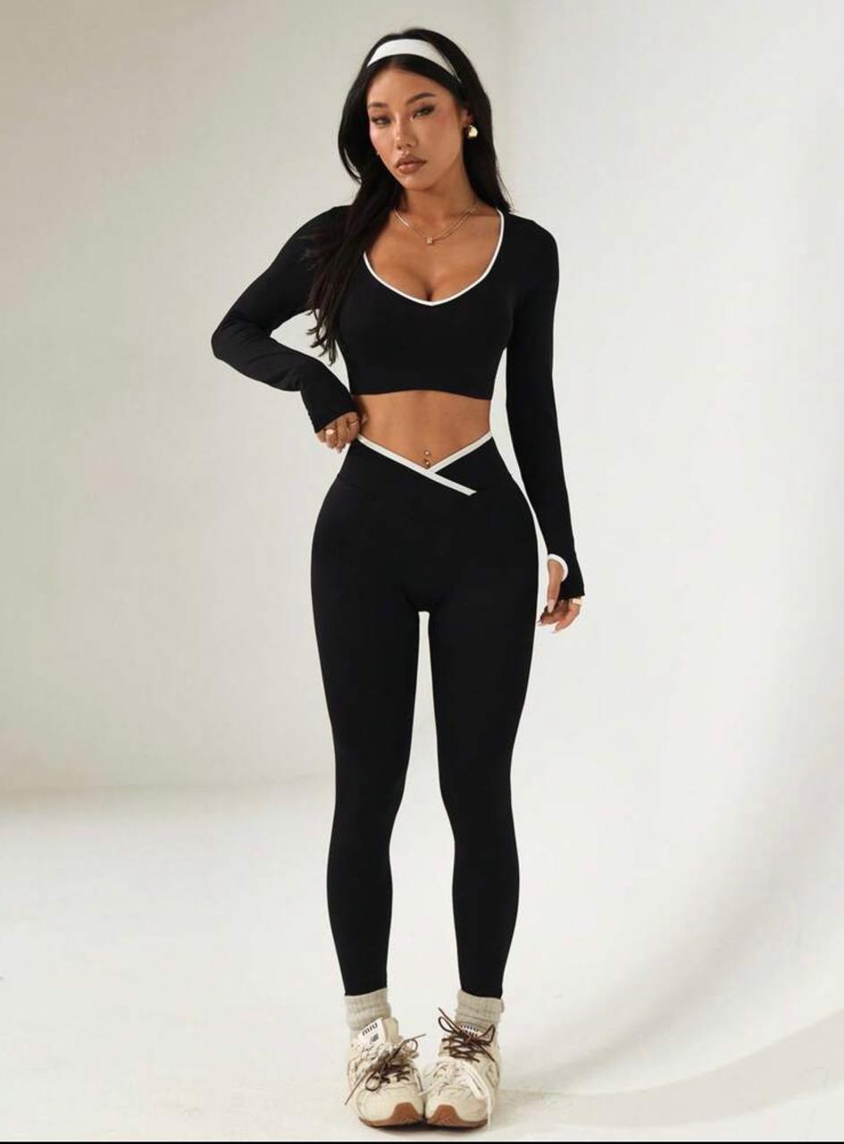 Conjunto Deportivo Negro 1 Conjunto Deportivo Negro