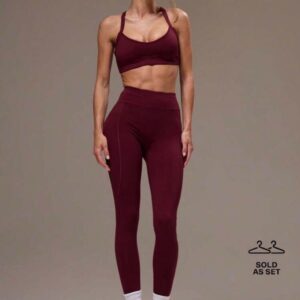 Conjunto Deportivo Rojo Con Crop Top