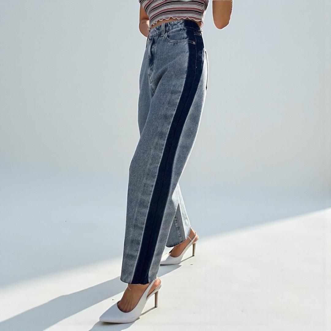 Jeans Oscuro Con Linea Azul 2 Jeans Oscuro Con Linea Azul