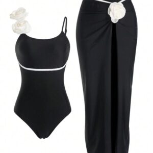 Traje de baño negro con falda larga