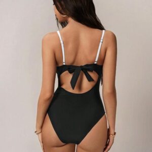 Traje de baño negro y blanco (2) Traje de baño negro y blanco