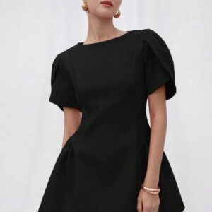 Vestido Corto Negro