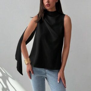 Blusa Negra Cuello Alto Con Lazo