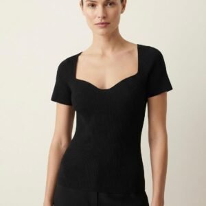 Blusa Negra Cuello Corazón