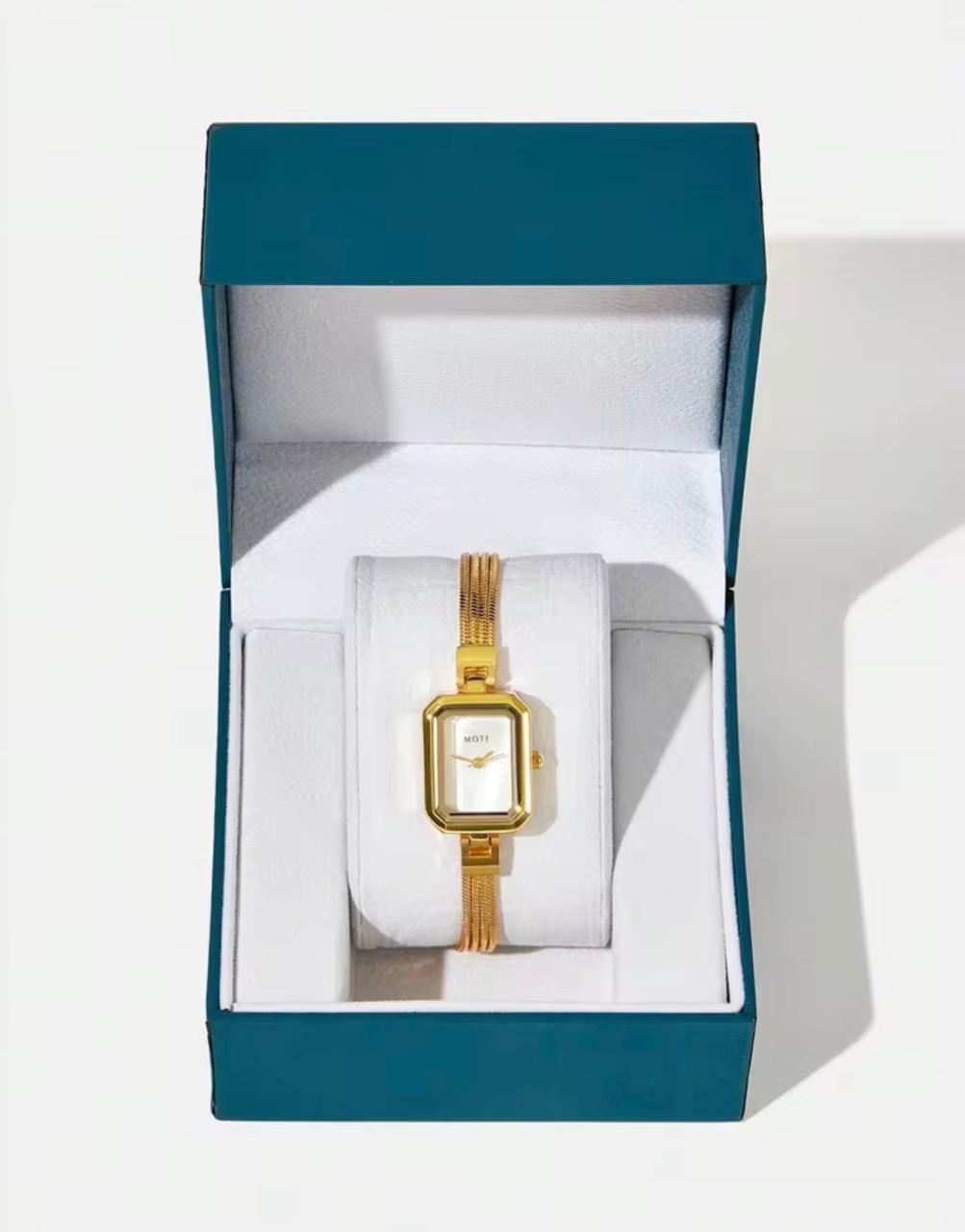 Reloj Dorado 3 Reloj Dorado