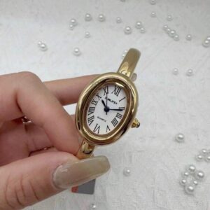 Reloj Ovalado